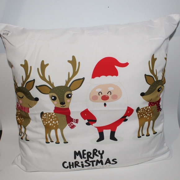 Other - Set of 4 Cushion Covers BNWT Holiday Season